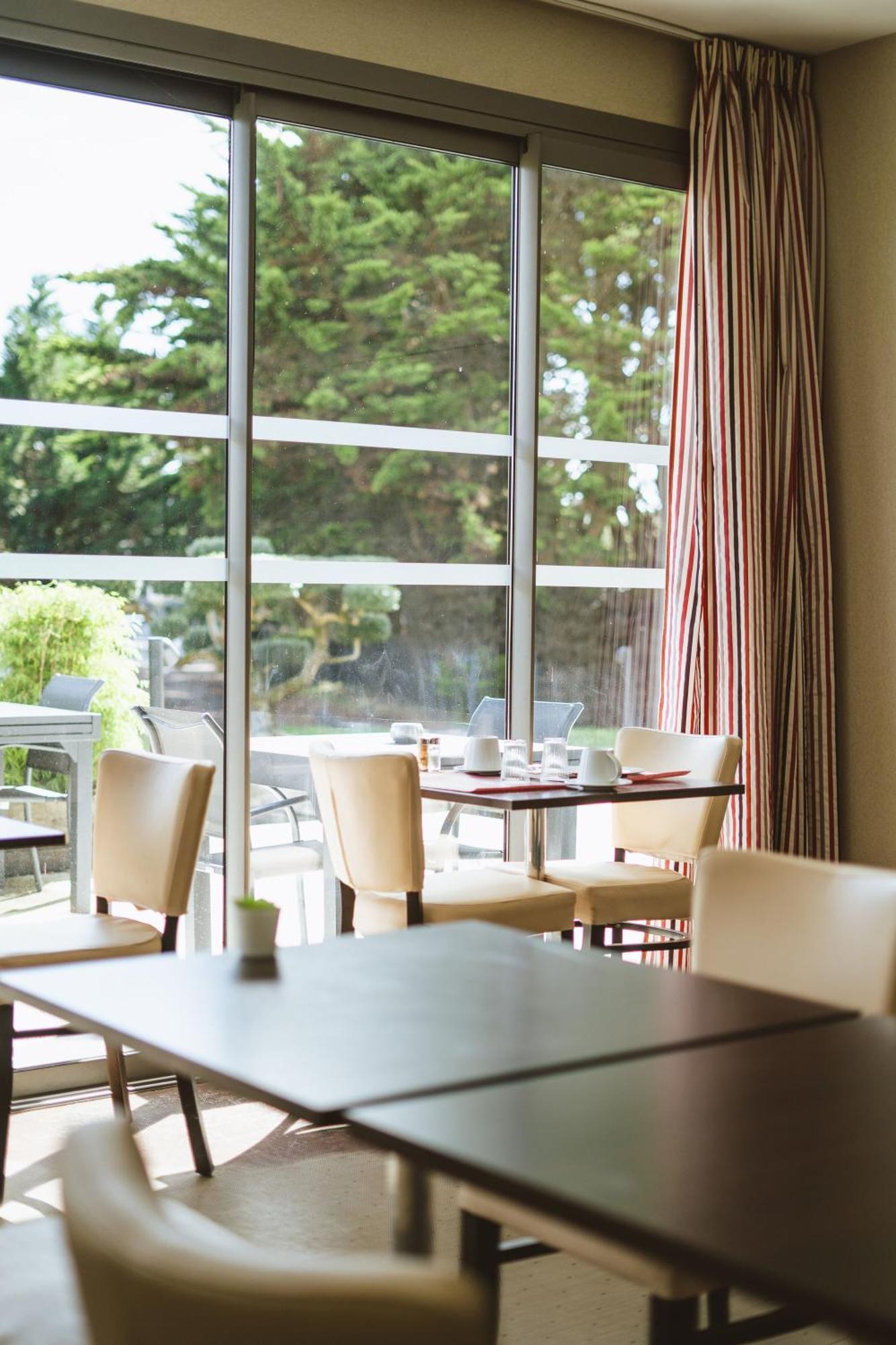 Le Galet Hotel&Spa Saint-Philibert  Buitenkant foto