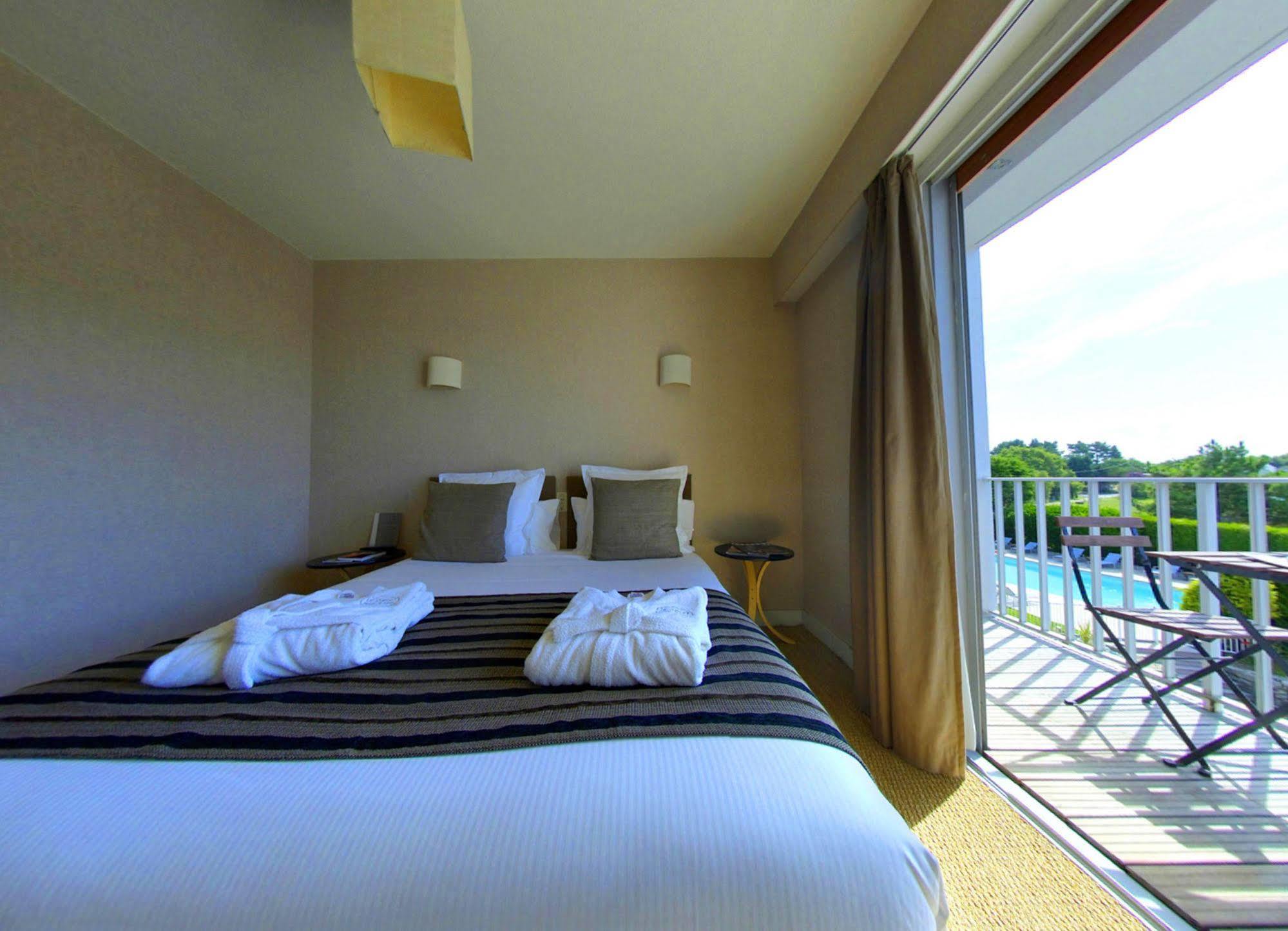 Le Galet Hotel&Spa Saint-Philibert  Buitenkant foto